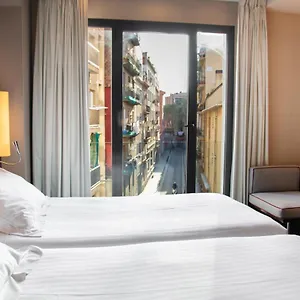 Pestana Arena Hotel