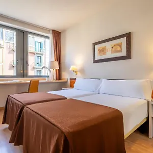 Glories Hotel