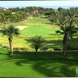 https://palmeras-del-golf-torrequebrada.es-andalucia.com