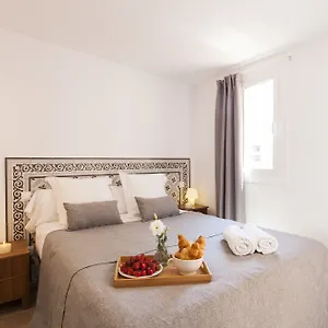 https://aspasios-charming-flats.catalonia-hotels.com